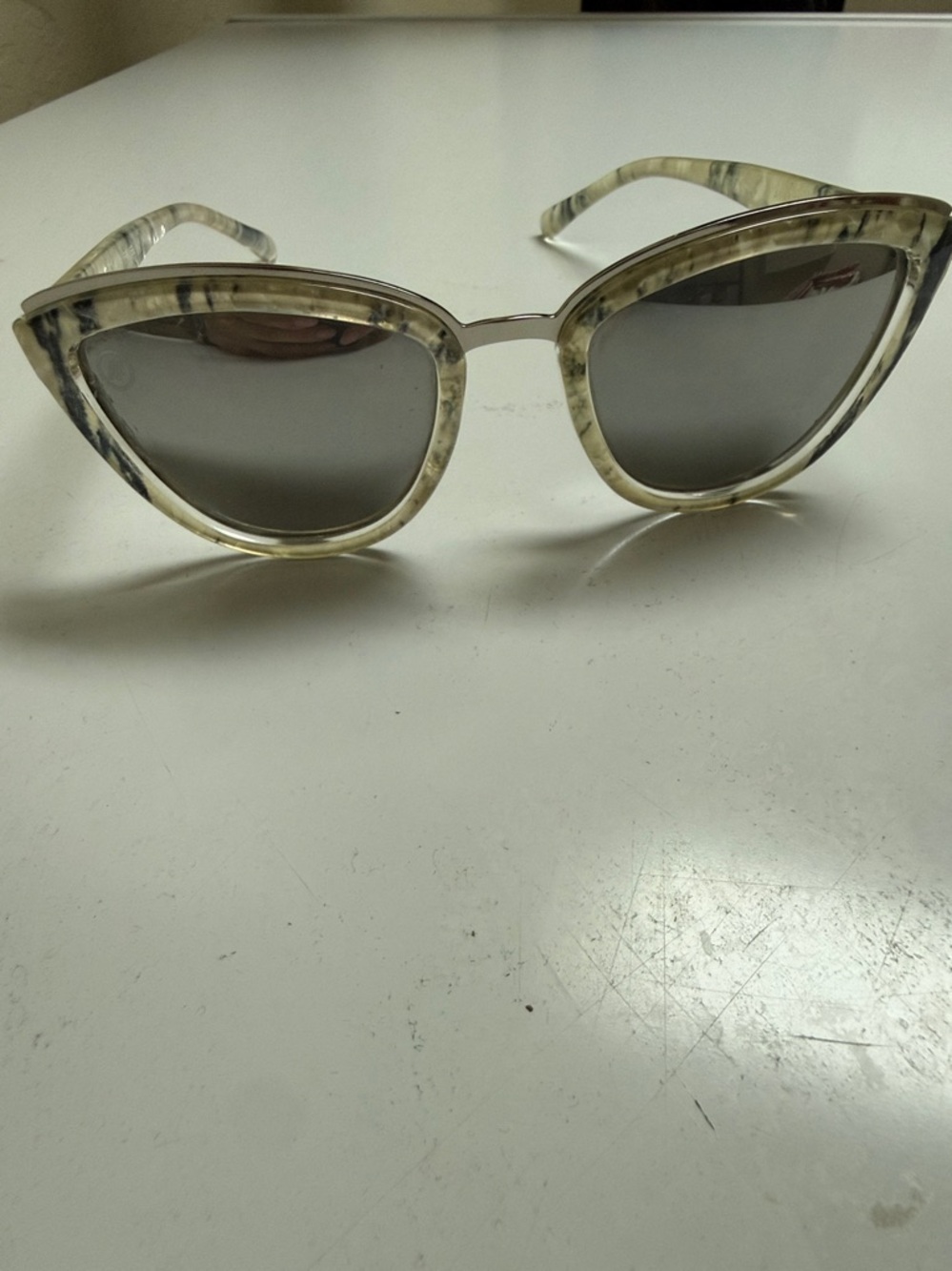 Blenders Women's black Tortoiseshell Sunglasses